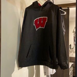 Men’s XXL Wisconsin Hooded Sweatshirt